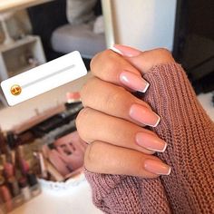 Nagel Tips, French Tip Acrylic Nails, Acrylic Nails Coffin Short, Neutral Nails, Classy Nails, Chic Nails, Short Acrylic Nails