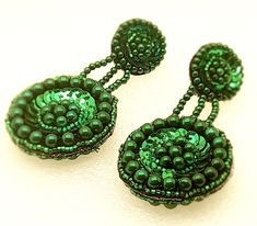 Vintage bohemian Handmade green seed beaded clip on drop/Dangle fashion earrings 80s-90s *  green *  3.5" length x 1.75" (w) * Clip-on * Hand beaded * light weight Bohemian Handmade, Party Earrings, Vintage Bohemian, Hand Beading, Vintage Watches, Clip On, Fashion Earrings, Antique Jewelry, Seed Beads