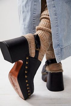 Autumn Studded Platform Clogs Studded Clogs, Free Spirit Style, Platform Clogs, Chunky Block Heels, Sandals For Sale, Sneaker Heels, Winter 2024, Winter Style, Shoe Game