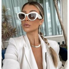 New Prada Pr07ys 142130 White Grey Gradient Cat Eye Women Sunglasses 100% Authentic & Brand New! Same/Next Day Free Shipping! No Offers Accepted. Final Price! Don't Miss Out, Shop Now! Brand: Prada Model Number: Pr07ys / Pr 07ys Color Code: 142130 Gender: Women Frame Shape: Cat Eye Frame Color: White Frame Material: Plastic Frame Type: Full Rim Lens Color: Grey Gradient Lens Material: Plastic Uv Protection: Category 2 Size: 53x19x145 100% Uv Protection. Made In Italy Full Retail Prada Set Includ Prada Symbole Sunglasses White, Prada Sunglasses Women 2023, Miu Miu White Sunglasses, Elegant White Sunglasses With Uv Protection, Modern White Cat Eye Sunglasses With Tinted Lenses, Chic White Sunglasses With Uv Protection, Classic White Cat Eye Sunglasses For Summer, Elegant White Sunglasses For Formal Occasions, Luxury White Sunglasses For Spring