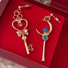 Super Cute Sailor Moon Magic Wand Key Shape Earrings Fandom Jewelry, Girl Jewelry, Moon Magic, Magic Wand, Dream Jewelry, Magical Girl, Pretty Jewellery, Cute Jewelry, Sailor Moon