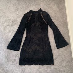 Absolutely Stunning Size 6/M Per Tag Offers Welcome Black Lace Dress With Sheer Sleeves For Formal Occasions, Black Formal Lace Dress With Sheer Sleeves, Black Lace Dress With Sheer Sleeves For Evening, Black Long Sleeve Bodycon Dress For Dinner, Black Lace Mini Dress With Sheer Sleeves, Black Lace Dress With Sheer Sleeves For Party, Fitted Black Lace Cocktail Dress, Chic Black Lace Dress With Sheer Sleeves, Black Mini Lace Dress For Formal Occasions