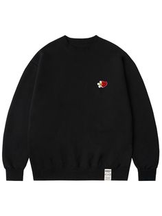 It is a basic and casual sweatshirt with embroidery point. Made of polyester blend cotton fabric, the sweatshirt is soft and lightweight. The sweatshirt is finished with tenter and tumble process to minimize fabric shrinking. The sweatshirt has a high quality one touch embroidery of an artwork.    - Unisex item- Ribbed neck, cuffs, hem- Logo label patch- Embroidery point Smile Embroidery, Half Smile, Patch Embroidery, Embroidery Sweatshirt, Logo Label, Flower Heart, Casual Sweatshirt, Cotton Fabric, Top Outfits