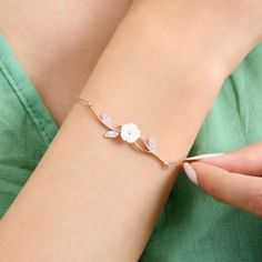 925 Sterling Silver Bracelet Magnolia Bracelet Flower - Etsy Thailand Monkey Pictures, Bracelet Flower, Bracelet Rose Gold, Anniversary Gift For Wife, Gold Anniversary, Bridal Gift, Anniversary Gifts For Wife, Flower Bracelet, Gift For Wife