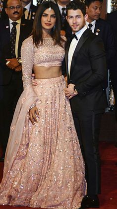 Nick Priyanka, Reception Outfit, Party Wear Lehenga Choli, Work Lehenga, Stitch Work, Party Wear Lehenga, Indian Bridal Outfits, Actrices Hollywood