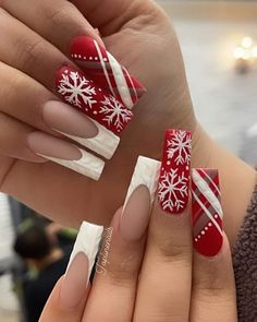 "Chic Christmas Nail Ideas for Minimalist Style"
#MinimalistNails #ChicNails #HolidayMinimalism #ChristmasElegance #SimpleManicure Present Nails, Christmas Acrylic Nails, Christmas Present Nails, January Nail Designs, Christmas Nails Diy, Holiday Nails Winter, Summer Nail Polish