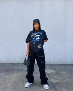 Goth Outfit, Streetwear Girl, Streetwear Inspo, Skater Girl Outfits, Tomboy Outfits