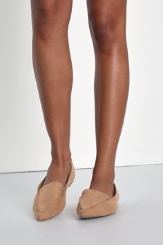 Add sophisticated flair to every ensemble with the Lulus Emmy Camel Suede Pointed Loafers! These chic little vegan suede flats have a pointed toe upper, and a low-cut, notched collar. Pull tab at heel. 0. 25" rubber heel. Cushioned insole. Nonskid rubber sole. All Man Made Materials. Imported. Lulus | Emmy Camel Suede Pointed Loafers | Size 11 | Beige | Vegan Friendly. Camel Flats, Pointed Loafers, Suede Flats, Notched Collar, Rubber Heels, Pull Tab, Comfortable Fashion, Vegan Friendly, Low Cut