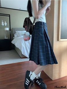 Olivia Mark - Academy Vintage Plaid High Waist Pleated A-Line Skirt Skirts Korean, American Preppy, Pleated Plaid Skirt, Split Long Dress, Harajuku Women, Preppy Vintage, High Waisted Pleated Skirt, Pleated Skirts, Vintage Plaid