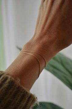 Adjustable Dainty Snake Chain Bracelet, Dainty Adjustable Snake Chain Bracelet, Adjustable Snake Chain Bracelet For Everyday, Everyday Adjustable Snake Chain Bracelet, Minimalist Gold Bracelet For Layering, Gold Jewelry Box Chain For Layering, Dainty Gold Bracelet With Box Chain For Everyday, Everyday Double Band Gold Jewelry, Gold Box Chain Jewelry For Layering