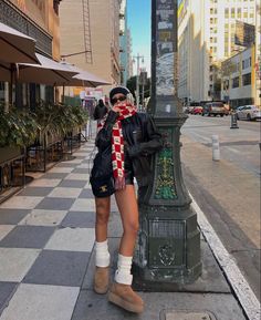 Cold Outfit, Cool Girl Style, Uggs Outfit, Pastel Fashion, Fire Fits, Fall Fashion Outfits, Inspiration Mode, Lookbook Outfits, Fall Winter Outfits