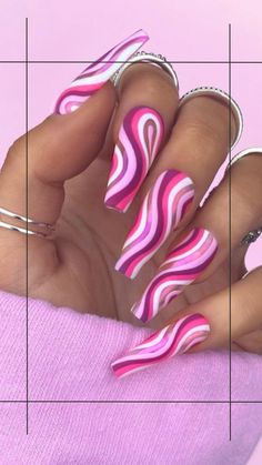 Detachable Artistic Wearable Finished Fake Nails Latest Nail Trends, Purple Swirl, Party Kleidung, Pink Swirls, Nail Designs Spring, French Tip Nails, Matte Nails, Purple Nails, Nail Kit