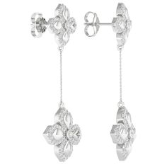 Elevate your style with these captivating diamond drop contour earrings. The unique floral design features graceful curves, adorned with dazzling diamonds. Made with solid gold, these earrings will add a touch of glamour to any outfit. Unique Floral Design, Replica Jewelry, Vs Diamond, Valentine Special, Diamond Drops, Diamond Clarity, Real Gold, Jewelry Crafts, Diamond Jewelry