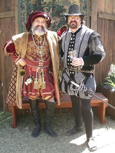 Love the outfit on the left! Credit: Robear & Howard by Robear in Ojai, via Flickr. Reinessance Dress, Medieval Traveler, Macbeth Costumes, Germany Clothing, Disneysea Tokyo, Mens Garb, Tudor Fashion, King Costume