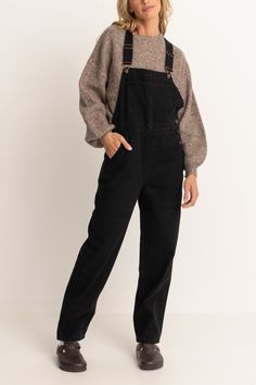 Leave the house in ultimate comfort and style with the Daybreak Overalls in a workwear-inspired black wash, mastering a relaxed denim look with a breezy boxy fit with functional pockets for all of things. 85% Cotton / 15% Polyester Black Overalls Outfit Summer, Black Overalls Outfit Fall, Overall Fall Outfits, Overall Outfits Fall, Overalls Outfit Fall, Black Overalls Outfit, Overalls Outfit Summer, Overalls Black, Overall Outfit