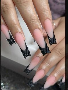 Black Bday Nails, 21st Nails Ideas, Middle Nails, Acrylic Nails Ideas, Bday Nails, Hello Nails, Sassy Nails, Duck Nails, Drip Nails