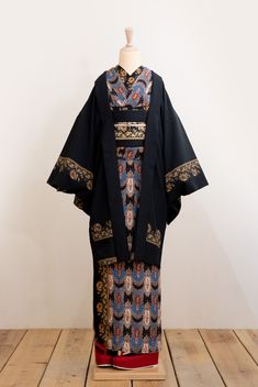 Fashion Terms, Casual Kimono, Fashion D, Japanese Dress, Beautiful Kimonos, Modest Wear