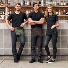 Restaurant Uniform Ideas, Waiter Outfit, Cafe Uniform, Modern Uniform, Ropa Upcycling, Cafe Apron, Waiter Uniform