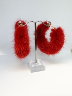 Stud hoop earrings with red mink fur. Quality brass earrings. The earring has its own closure (Latch back). Diameter of the circle is 1.89 inch =4.8 cm. Available in all colors of fur and for wholesale as well. Just inbox us what do you need. We ship we Standard mail with Hellenic post. If you need tracking number please ask from as with the extra charge of 2.5 euros. Elegant Red Hoop Earrings, Festive Red Hoop Earrings, Fur Earrings, Cheap Red Statement Hoop Earrings, Fur Earings, Rabbit Fur Earrings, Heart Hoop Earrings, Mink Fur, Red Earrings