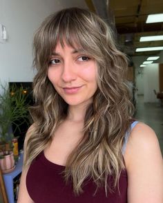 wavy shag haircut • Instagram Medium Wavy Shag With Bangs, 70s Shag Haircut Wavy, Wavy Shag No Bangs, 70s Shag Wavy Hair, Shoulder Length Wavy Shag With Bangs, Wavy Shag, Shag Haircut, Hair Cuts