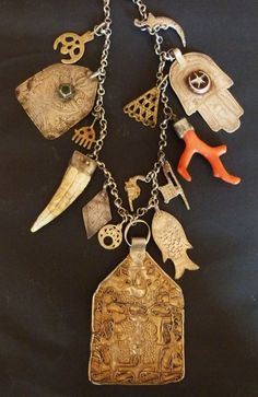 Protective Charms, Necklaces Statement, Ethnic Necklaces, Assemblage Jewelry, Ancient Jewelry, African Jewelry, Amulets, Ethnic Jewelry, Tunisia