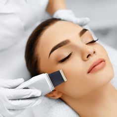 Express Facial Service Ultrasound Skin Tightening, Bb Glow, Best Hair Transplant, Skin Care Clinic, Laser Skin, Beauty Gadgets, Skin Cleanse, Grooming Tips, Cosmetic Procedures