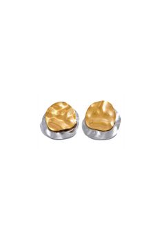 Count on the Elle Mixed Round Stud Earrings for a stylish and functional addition to your jewelry collection. These waterproof earrings feature a durable combination of silver and gold materials, ensuring long-lasting wear and versatile style. Perfect for any occasion or outfit, these stud earrings are a must-have for any fashion-forward individual. MATERIAL: 18k PVD Gold plated & Stainless Steel Water resistant, tarnish resistant, hypoallergenic, & nickel/lead free. Waterproof Earrings, Round Stud Earrings, Versatile Style, Steel Water, Gold Material, Ring Bracelet, Earring Necklace, Anklets, Jewelry Shop