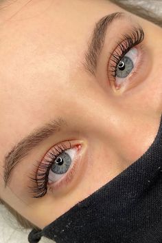 Beautiful mascara like natural classic lashes Eyelash Extensions Classic