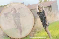 How to transfer photos on wood -4 different ways - A girl and a glue gun Nest Decor, Weddings On A Budget