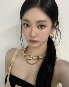 Black Mamba, Korean Makeup, Makeup Inspo, Kpop Idol, K Pop, Mini Albums, Girl Group