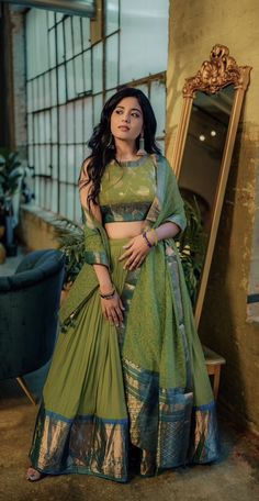 Lanhaga Designs, Lehenga Design From Silk Saree, Pattu Saree Lehanga Design, Silk Saree Lehnga Design, Saree Into Lehenga Designs, Lengha Design From Saree, Latest Simple Lehanga Design, Traditional Lehengas For Women, Lehnga Made From Saree