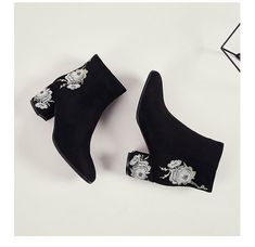 Winter Shoes Women, Kawaii Shoes, Women Ankle Boots, Winter Shoes For Women, Short Boot, Boots Ankle, Crazy Shoes, Shoe Obsession, Winter Shoes