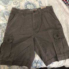 Brand New Cargo Shortssize 32 And Comes To The Knee. Big And Tall Cotton Bottoms With Side Pockets, Casual Cotton Bottoms For Big And Tall, Casual Big And Tall Bottoms With Side Pockets, Casual Big And Tall Short Bottoms, Casual Bottoms With Side Pockets For Big And Tall, Big And Tall Summer Shorts With Pockets, Casual Cargo Shorts With Short Inseam, Big And Tall Cotton Shorts, Casual Big And Tall Bottoms With Built-in Shorts