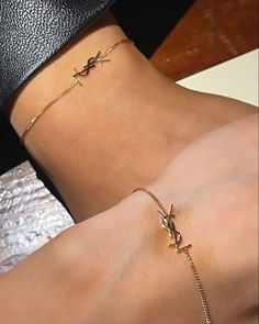 Good Dainty Necklace, Rich Girl Jewelry Aesthetic, Gold Ring Tiffany And Co, Expensive Nails Aesthetic, Expensive Fashion Aesthetic, Luxury Wishlist Ideas, Ysl Bracelet Gold, Expensive Couple Aesthetic, Expensive Lifestyle Aesthetic