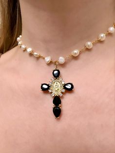 Are you looking for the perfect Renaissance cross necklace for someone special this spring? Or a unique freshwater pearl cross pendant to spoil yourself? Made with delicate freshwater pearls, dazzling cubic zirconia and filled with 18K gold, my 18K gold and black cubic zirconia cross necklace is the perfect compliment to any outfit idea! My unique pearl cross necklace a great gift idea for any special occasion to all the women in your life. You can't go wrong when gifting my medieval-inspired cr Medieval Cross, Black Cross Necklace, Pearl Cross Necklace, Cross Necklace Women, Cross Crafts, Ringe Gold, Gold Signet Ring, Black Cross, Necklace Women