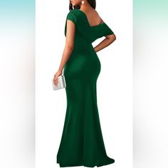 Emerald Green Trumpet Dress Off The Shoulder Bodycon 90% Poly 10 % Spandex - Bought To Attend A Wedding And Bought The Wrong Size. Passed My Return Window. Sequin Long Dress, Orange Prom Dresses, Homecoming Dresses Sparkly, Lavender Prom Dresses, Velvet Evening Gown, Green Wedding Dresses, Emerald Green Weddings, Floral Prom Dresses, Baby Blue Dresses