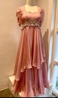 Double Layered Frock Designs, Frock Models, Simple Frock Design, Long Frock Designs, Long Gown Design, Simple Frocks, Girls Frock Design, Long Dress Design, Fancy Dresses Long