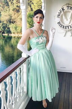 1950s Disney, Dapper Day Disneyland, Magic In The Air, Evening Star, Geek Clothes, Disneyland Outfits, Disney Bound Outfits