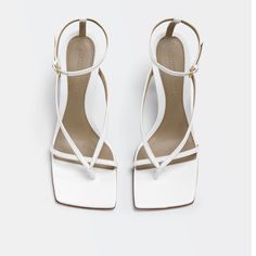 New Never Worn True To Size Bottega Veneta Stretch Sandals, Bottega Veneta Heels, Bottega Veneta Sandals, Stretch Strap, Bottega Veneta Shoes, How To Stretch Shoes, Square Toe Heels, Leather Slide Sandals, Peep Toe Heels