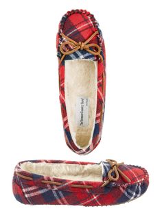 If You're Forever in Love With Plaid, We've Got Just the Slipper for You: Our Playful Plaid Cabin Mocs Plaid Shoes, Vermont Country Store, Tartan Christmas, Moccasin Slippers, Womens Apparel, Moccasins Slippers, Country Store, House Shoes, Leather Collar