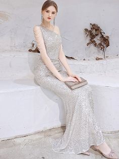 Mermaid / Trumpet Evening Gown Sparkle Dress Wedding Guest Floor Length Sleeveless One Shoulder Sequined with Beading Sequin Sparkle Dress Wedding, Trumpet Evening Dress, Prom Dresses Sparkly, Sparkle Prom Dress, Beaded Evening Gowns, Sparkly Prom Dresses, Floral Prom Dresses, Dress Wedding Guest, Evening Gown Dresses