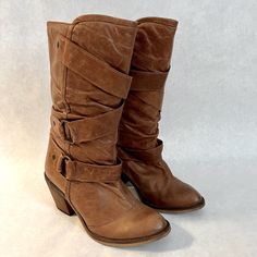 Steve Madden Brown Leather Avensis Boots Size: 7 Brand New Without Box. Perfect Condition. White Thigh High Boots, Steve Madden Boots Ankle, Brown Leather Riding Boots, Cognac Boots, Velvet Ankle Boots, Shoes Steve Madden, Steve Madden Boots, Brown Leather Ankle Boots, High Heel Boots Knee