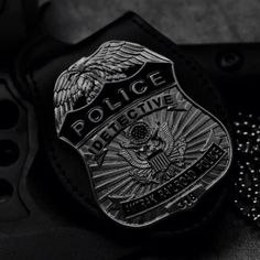 Detective Badge Aesthetic, Profiler Aesthetic Fbi, Fbi Asthetic Picture, Police Badge Aesthetic, Detective Man Aesthetic, Police Officer Aesthetic Uk, Undercover Detective Aesthetic, Crooked Cop Aesthetic, Cop Astetic