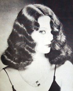 1920 Hairstyles For Long Hair, Finger Waves Hairstyle, 1930's Hair, 30s Hairstyles, 1920s Hairstyles, Marcel Waves