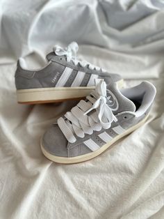 Campus 00s Shoes, 00s Shoes, Adidas Campus 00s, Shoes Cute, Best Shoes, Shoe Closet, Back To School Outfits, School Outfit