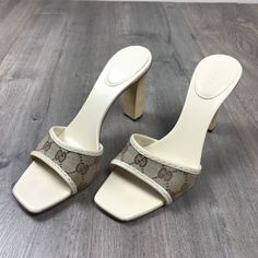 Pretty Heels, Gucci Heels, Gucci Outfits, Designer Pieces, Open Toe Heels, Gucci Monogram, Monogram Pattern, Shoe Inspiration