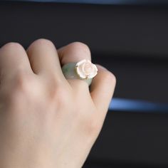 Traditional Korean Hanbok, Korea Jewelry, Green Jade Ring, Korea Hanbok, Cute Promise Rings, Jade Flower, Rings Pink, Flower Rings, Queen Jewelry