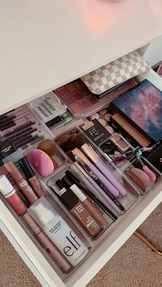 Makeup organization Makeup Drawer Aesthetic, Makeup And Jewelry Organization, Organize Makeup Aesthetic, Makeup Organization Drawer, Aesthetic Makeup Organization, Makeup Organiser Dresser, Makeup Collection Aesthetic Organization, Makeup Organization Aesthetic Korean, Mascara Routine