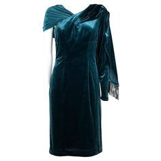 Mugler dress in velvet color turquoise, size S. Condition: Really good. Packing/accessories: Hanger. Teal Velvet Dress, Mugler Dress, Packing Accessories, Velvet Evening Dress, Teal Velvet, Slim Aarons, Antique Dress, Crochet Mini Dress, Shopping Photography