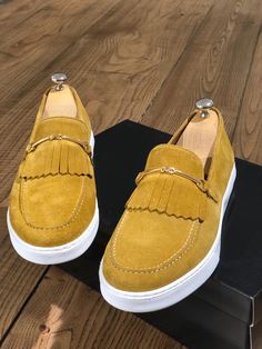 Collection: Spring – Summer 19  Product: Suede Calf Leather Shoes  Color code: Yellow  Shoes sole: Eva Base  Shoes Material: Suede Calf-Leather  Available Size: 39-40-41-42-43-44  Package Include: Shoes Only Leather Tassel Loafers For Galas With Round Toe, Leather Tassel Loafers For Galas, Suede Flat Heel Loafers For Galas, Suede Slip-ons With Round Toe For Galas, Suede Slip-ons For Galas, Suede Slip-on Loafers For Galas, Slip-on Brogue-detailed Closed Toe Moccasins, Slip-on Brogue Detailed Closed Toe Moccasins, Yellow Leather Slip-on Loafers